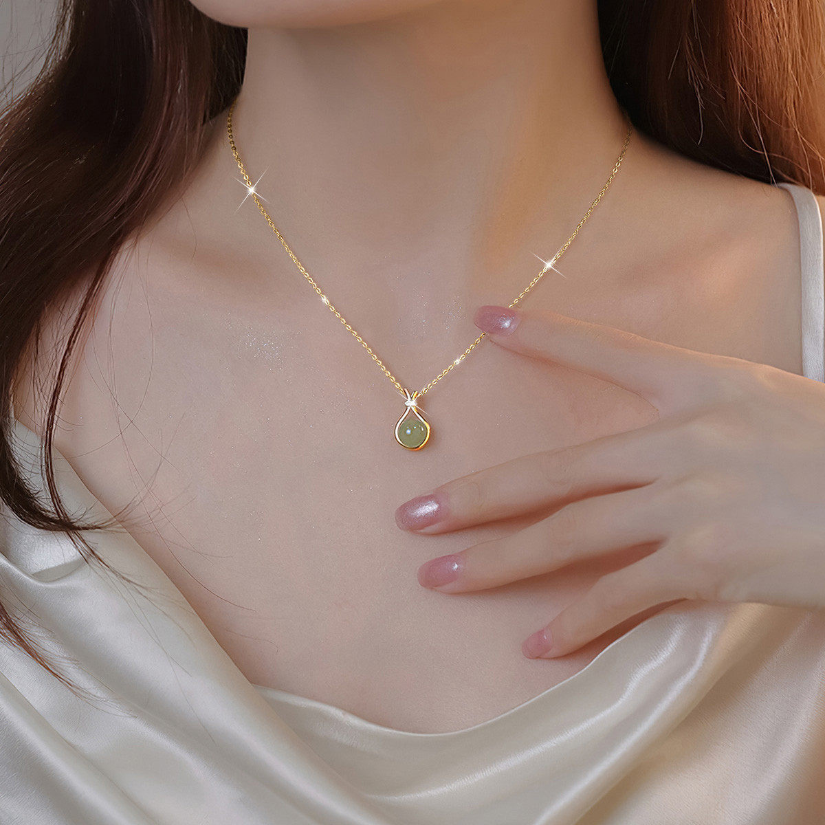 925银轻奢项链女高级感纯银小众设计国潮和田玉锁骨链中式吊坠