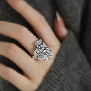 足银复古牡丹花戒指女小众设计可调节指环轻奢高级感新款爆款饰品