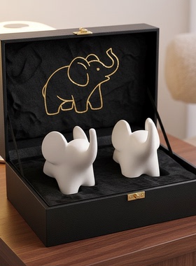 白色大象造型装饰摆件
