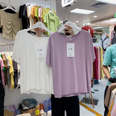 E念8618夏季新款V领纯色短袖T恤女宽松大码体恤显瘦内搭百搭上衣