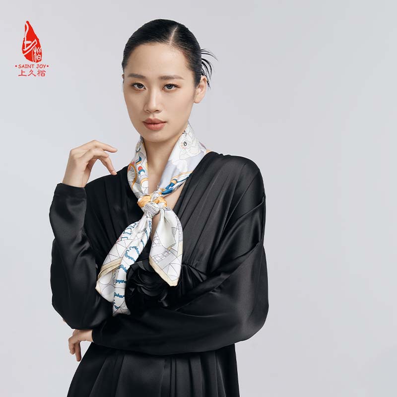 上久楷四季通用女真丝方巾