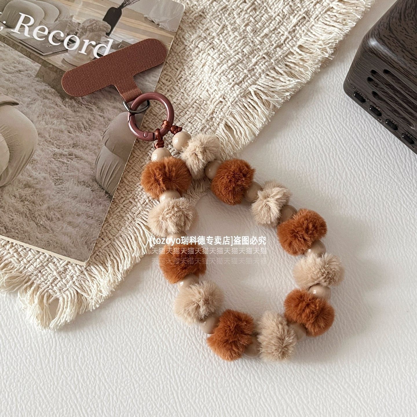 TOZOYO绝美手机链挂手腕串珠挂绳漂亮毛球防丢绳包挂饰结实短款腕带挂链轻奢高级感百搭链条女毛绒手链垫片壳,3C数码配件,手机挂件/手机链,淘宝优惠券,粉丝福利购,淘宝优惠卷