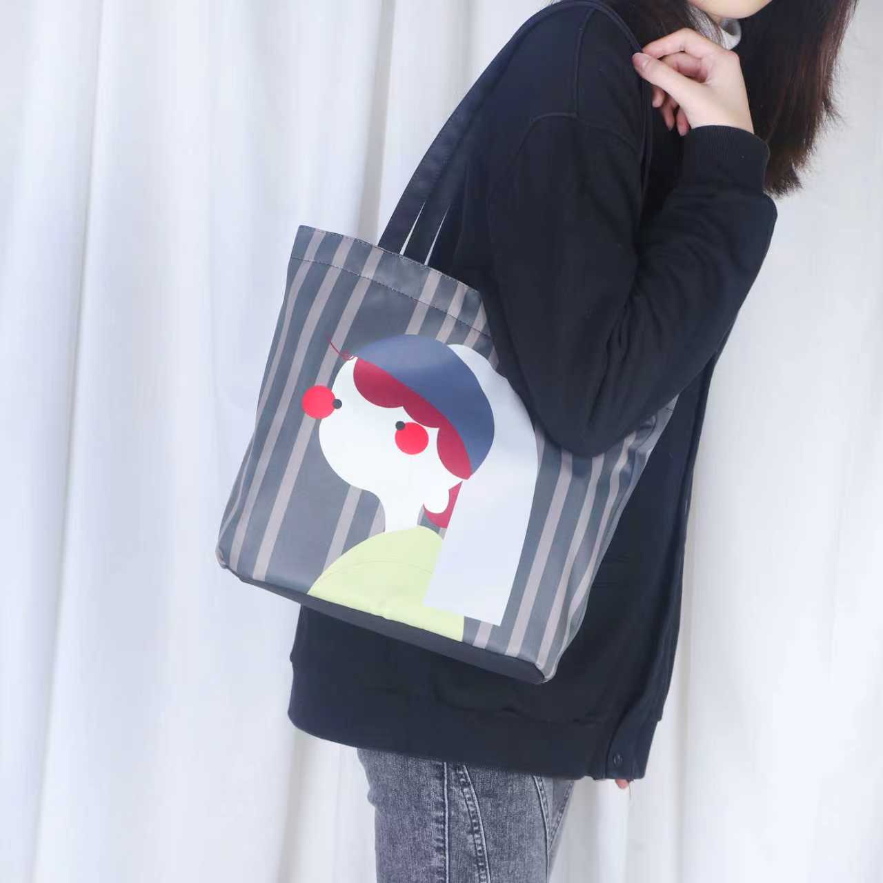 尚盈抽象珍珠女孩斜纹防水手提袋上班通勤袋子包包布袋斜挎书包