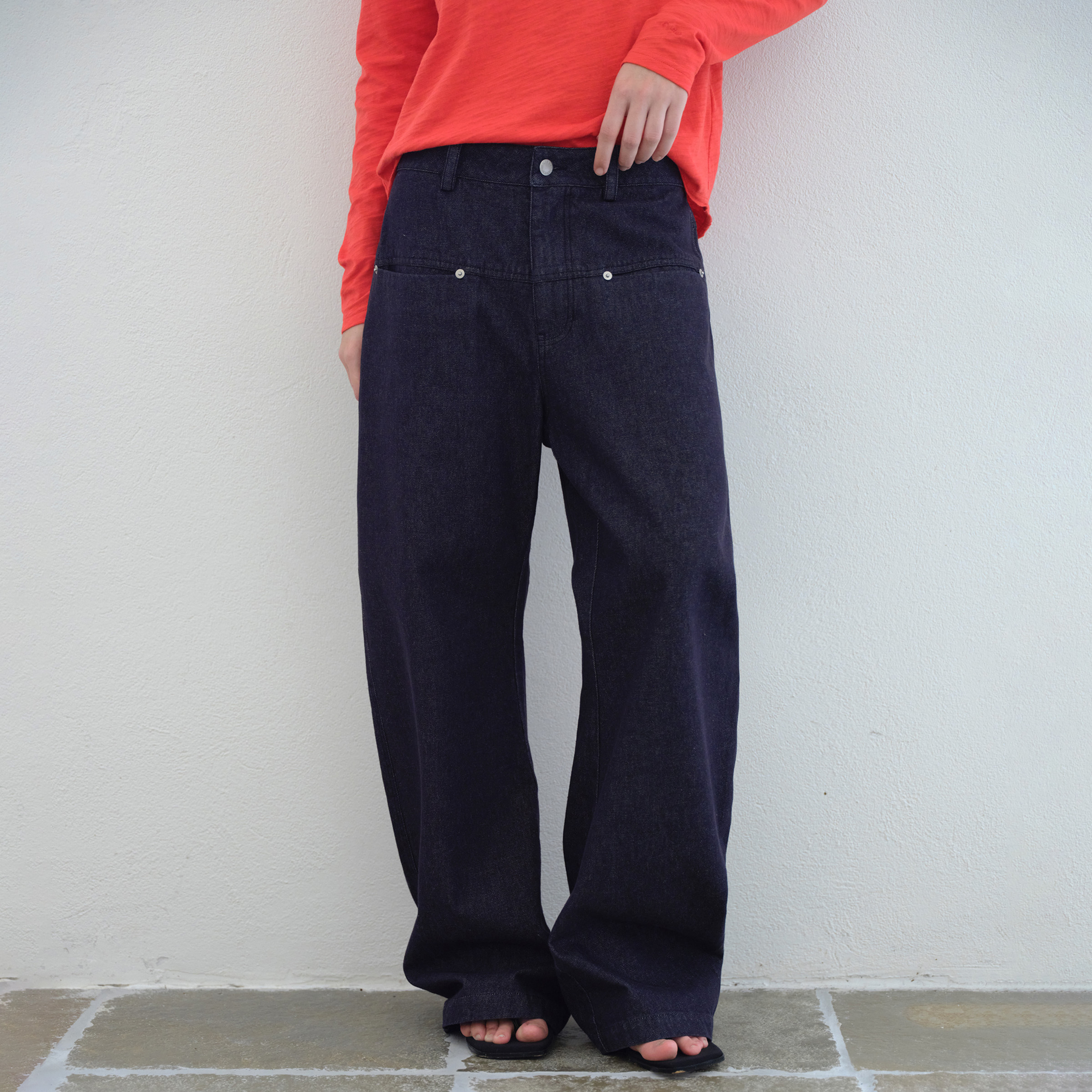 EviStub丹宁水洗弯刀牛仔裤女冬