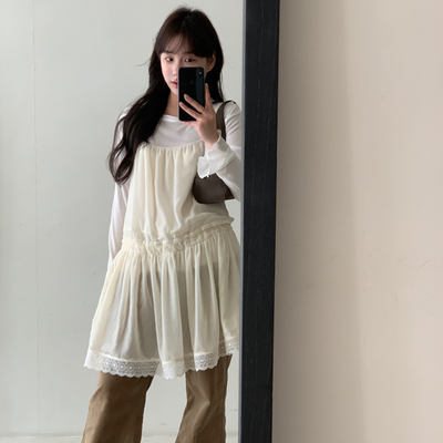 FEEL BLESSED-设计师品牌清新休闲花边丝绒吊带裙连衣裙THL618046