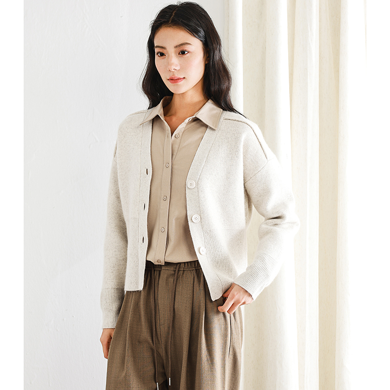 专柜969 26%兔毛【兰】冬装 V领溜肩袖含绵羊毛毛衣外套415