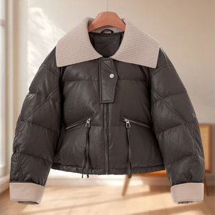 歌 新款 针织翻领拼接宽松短款 冬季 女装 PU皮质羽绒服601