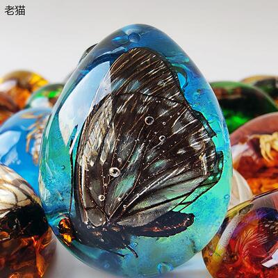 昆虫琥珀吊坠天然蝴蝶标