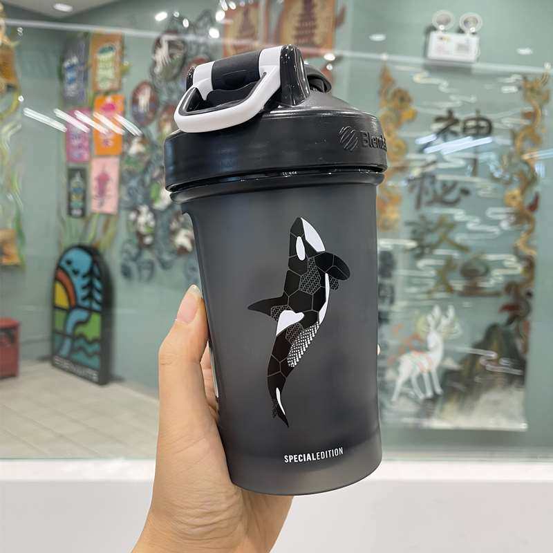 美健国bleendr botte摇杯l蛋白粉代餐奶昔搅拌杯摇身动刻度运便携
