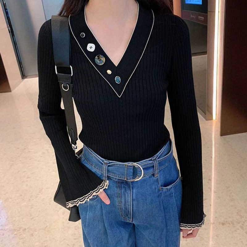 阿玛施旗舰店官网正品2020秋季新款百搭V领纽扣喇叭袖针织毛衣女