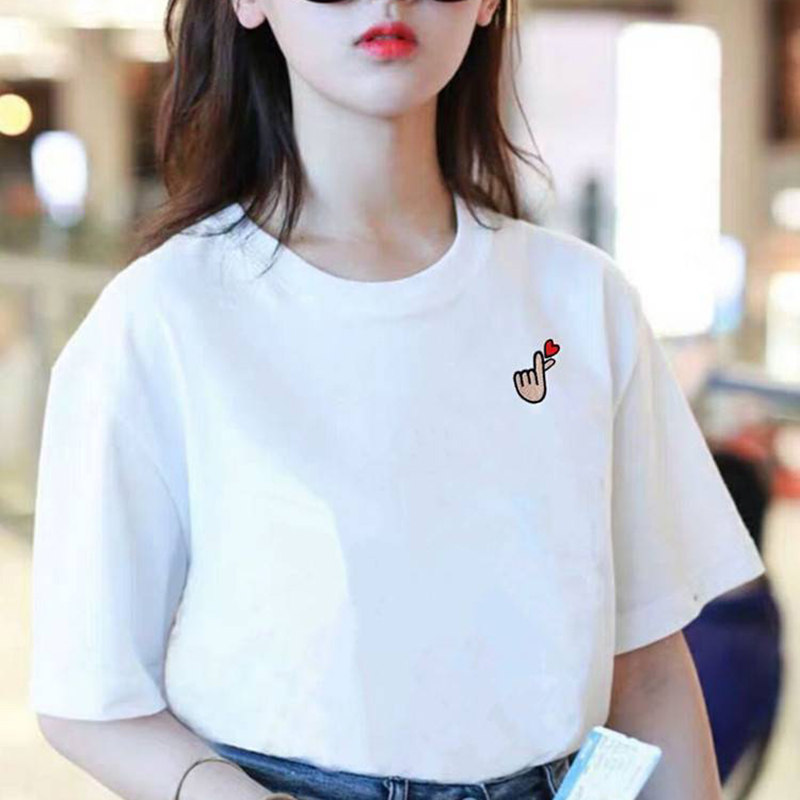 阿瑪施2020新款百搭比心刺绣圆领显瘦短袖T恤女装夏上衣 明星同款