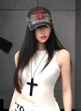 暗黑系木质十字架吊坠项链万圣节朋克哥特风毛衣链亚文化小众颈饰