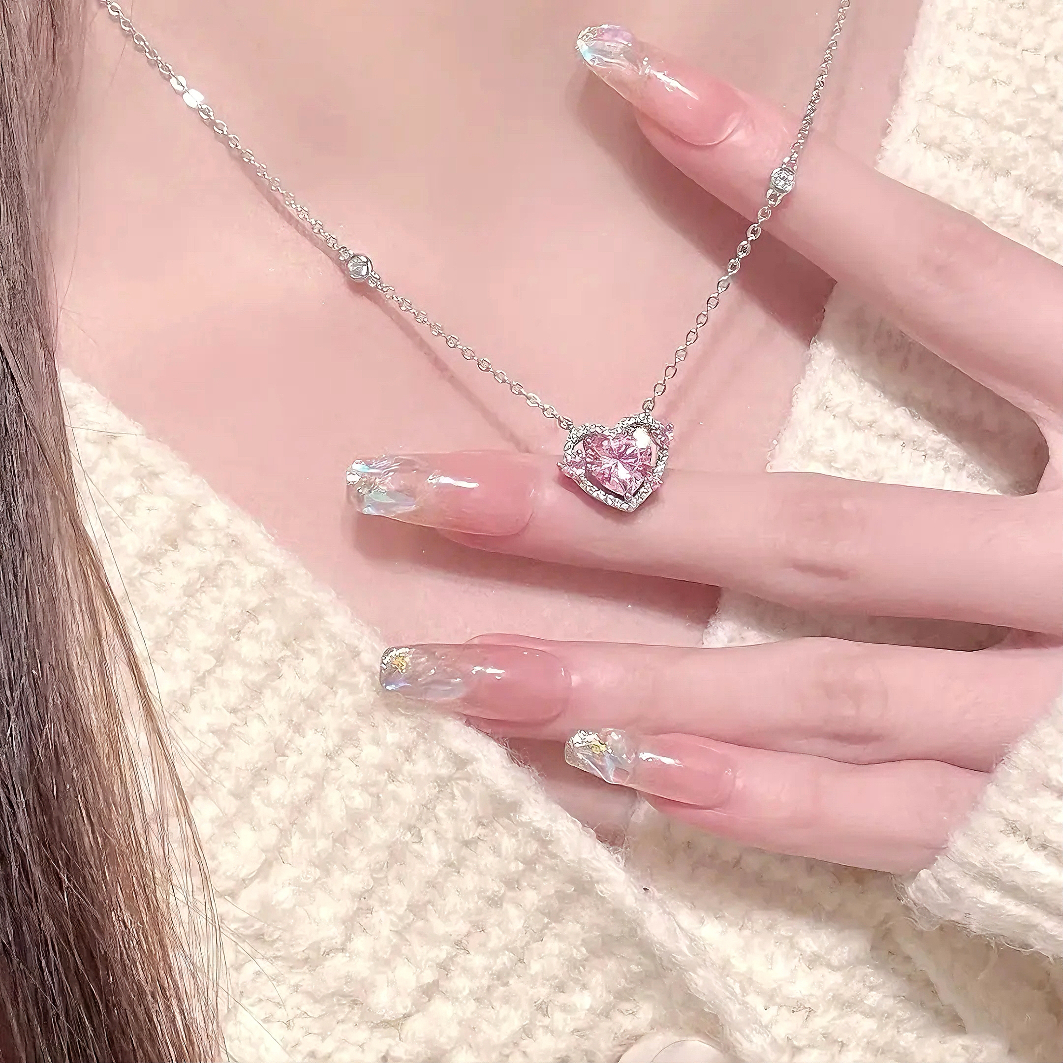 甜美气质心形粉钻小红书同款守护之心项链女潮流配饰锁骨链颈链女