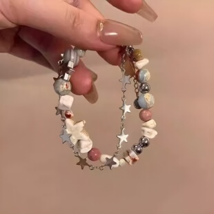 可爱女款 闺蜜 星星碎石手链轻奢小众双层串珠精致ins个性 合金手链