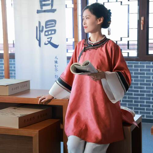 {苏梦}【樱珞】二经绞罗立领斜襟满绣蔷薇红半大褂01031547