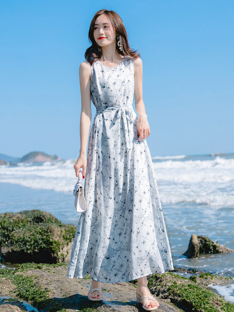 海边度假碎花连衣裙2023新款夏季三亚旅游拍照超仙女沙滩雪纺长裙