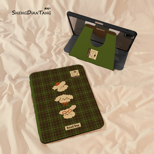 适用苹果iPad11保护壳平板10代Pro11寸Air5带笔槽mini7女款 卡通绿格子小狗360旋转iPadAir7 6保护套2025新款