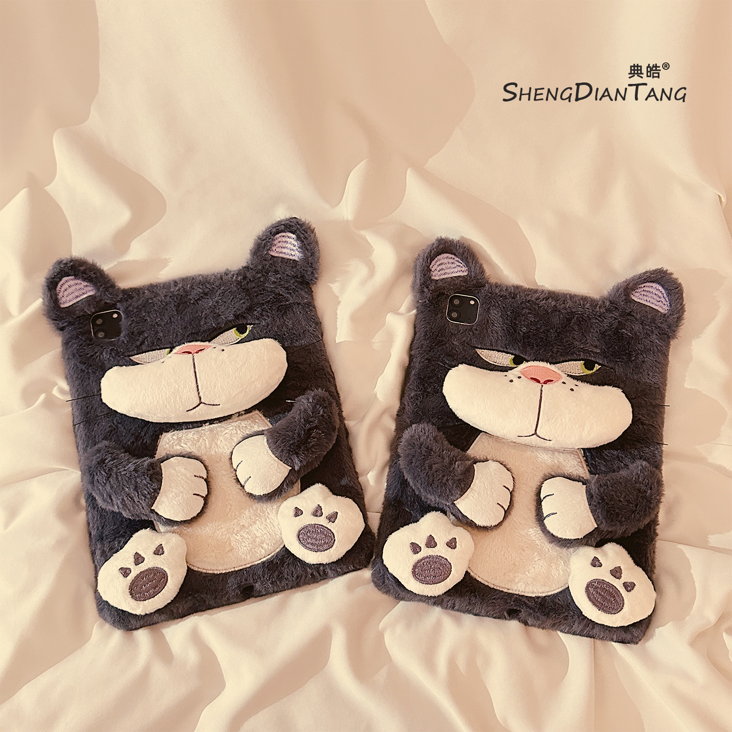 毛绒路西法黑猫适用苹果平板壳