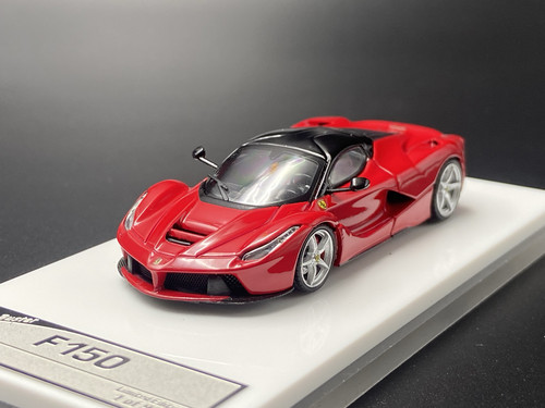 Street Buster 1:64 法拉利 拉法 F150 Laferrari 合金汽车模型