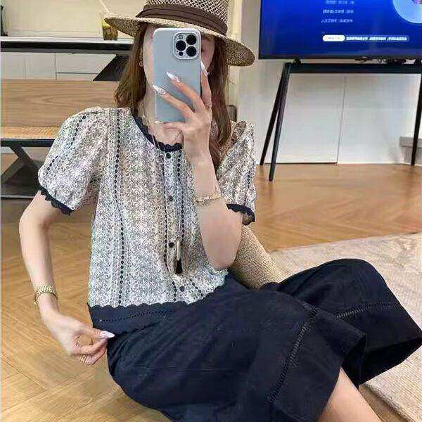 今年流行的爆款女装短袖上衣春夏独特漂亮巨好看新款t恤大码女装