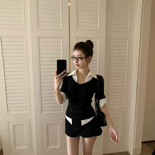 红人馆衬衫女款2026新款法式上衣独特超好看设计感黑色假两件衬衣