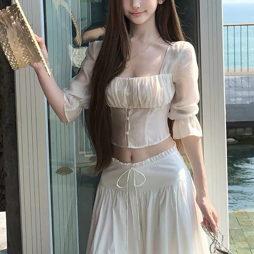 titi小姐姐【恋恋爱丽丝】衬衫女夏轻薄七分袖短款高级感方领上衣