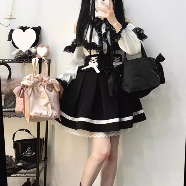 日系甜辣蕾丝花边露肩长袖衬衫加Lolita蝴蝶结绑带蓬蓬裙子