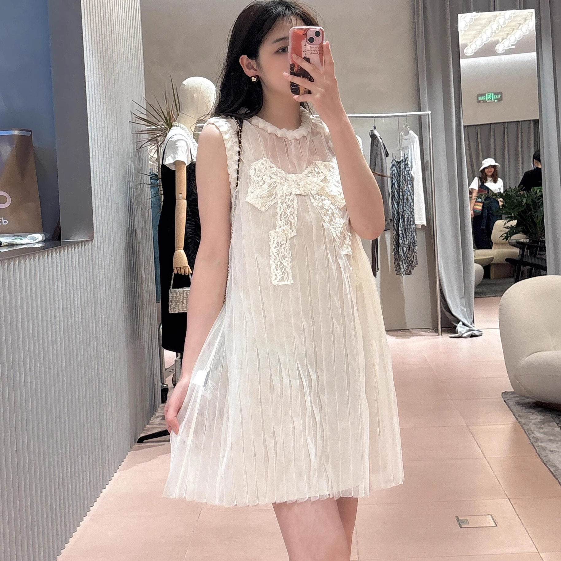 法式网纱蕾丝无袖裙子连衣裙女2025夏新设计感两件套甜美生日裙