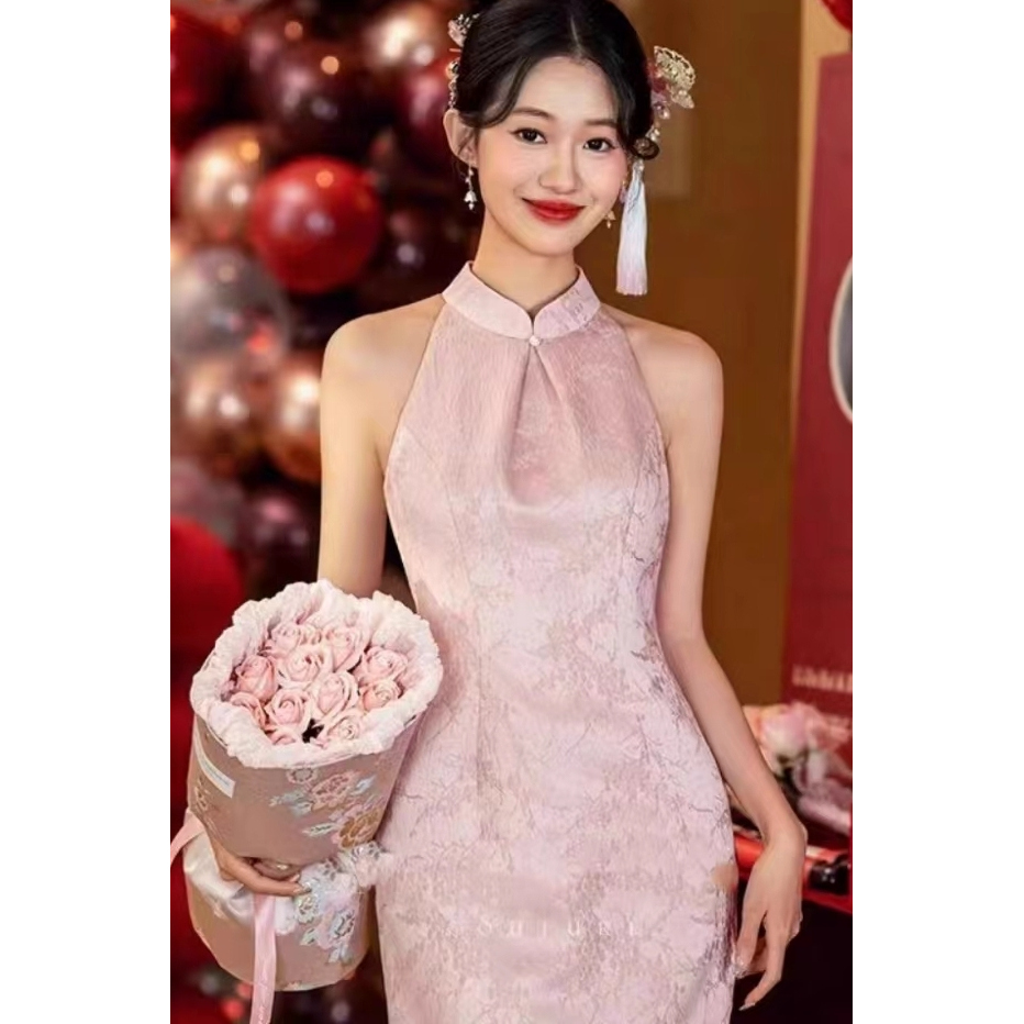 新中式晨袍旗袍敬酒服结婚回门新娘便装高级感订婚粉色无袖连衣裙