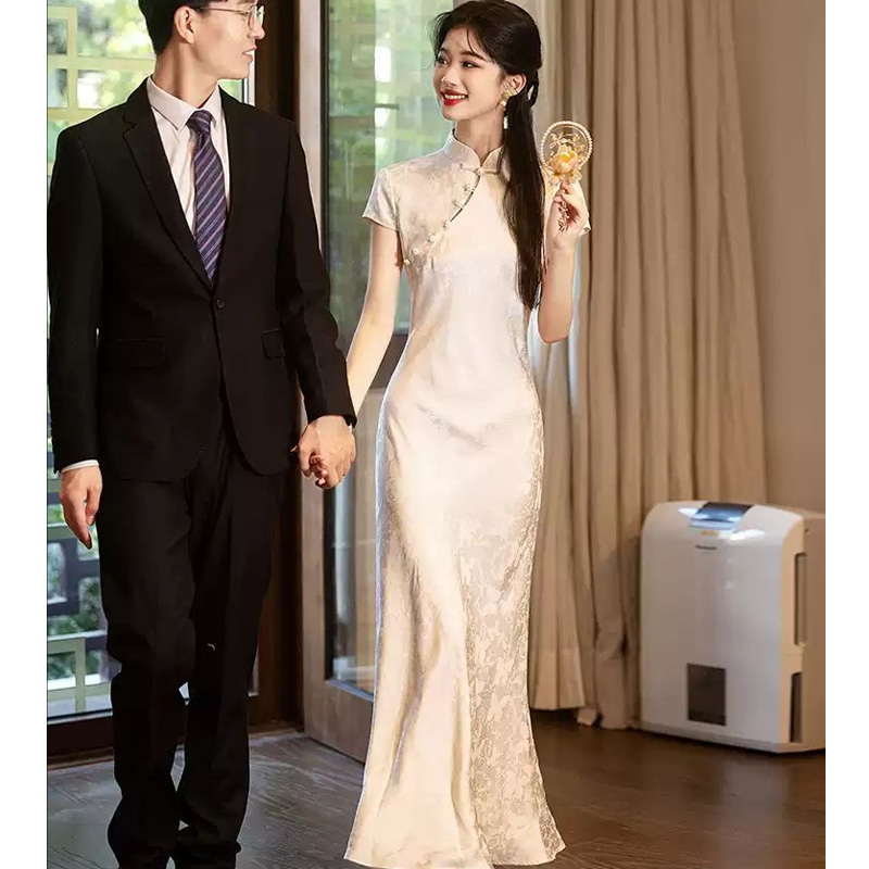 新中式国风旗袍敬酒服领证登记订婚礼服夏季新款高级感气质长裙女