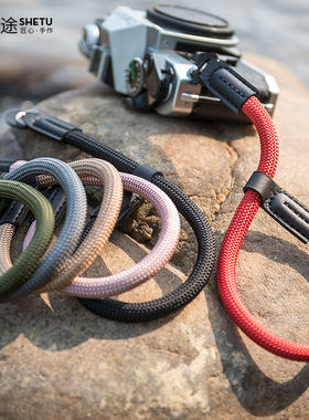 微单相机腕带旁轴手绳适用佳能G7Xm3 EOSM6M5索尼A6400 A7C A7M3徕卡Q M10R富士XT4 100V XS10便携绳相机配件