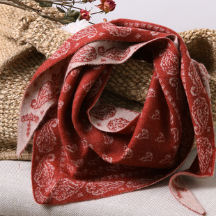 APCSHOP 秋冬复古提织拼色腰果花三角巾百搭保暖老钱风羊绒小围巾