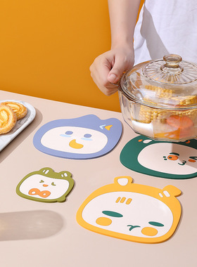 萌宠卡通餐垫隔热餐桌垫防烫防水耐高温家用硅胶桌垫杯垫菜垫碗垫