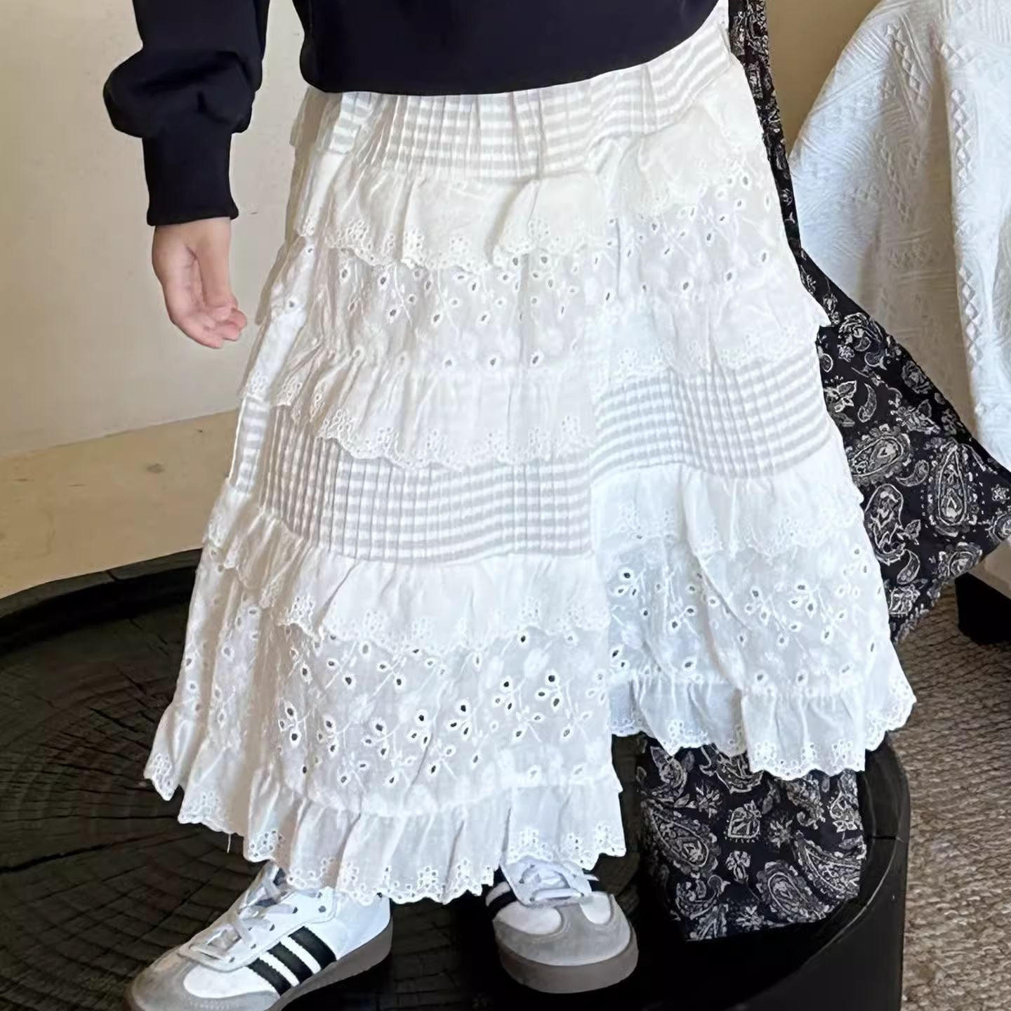 女童白色中长半身裙纯棉2026春秋新款韩版洋气时髦花边宝宝蛋糕裙