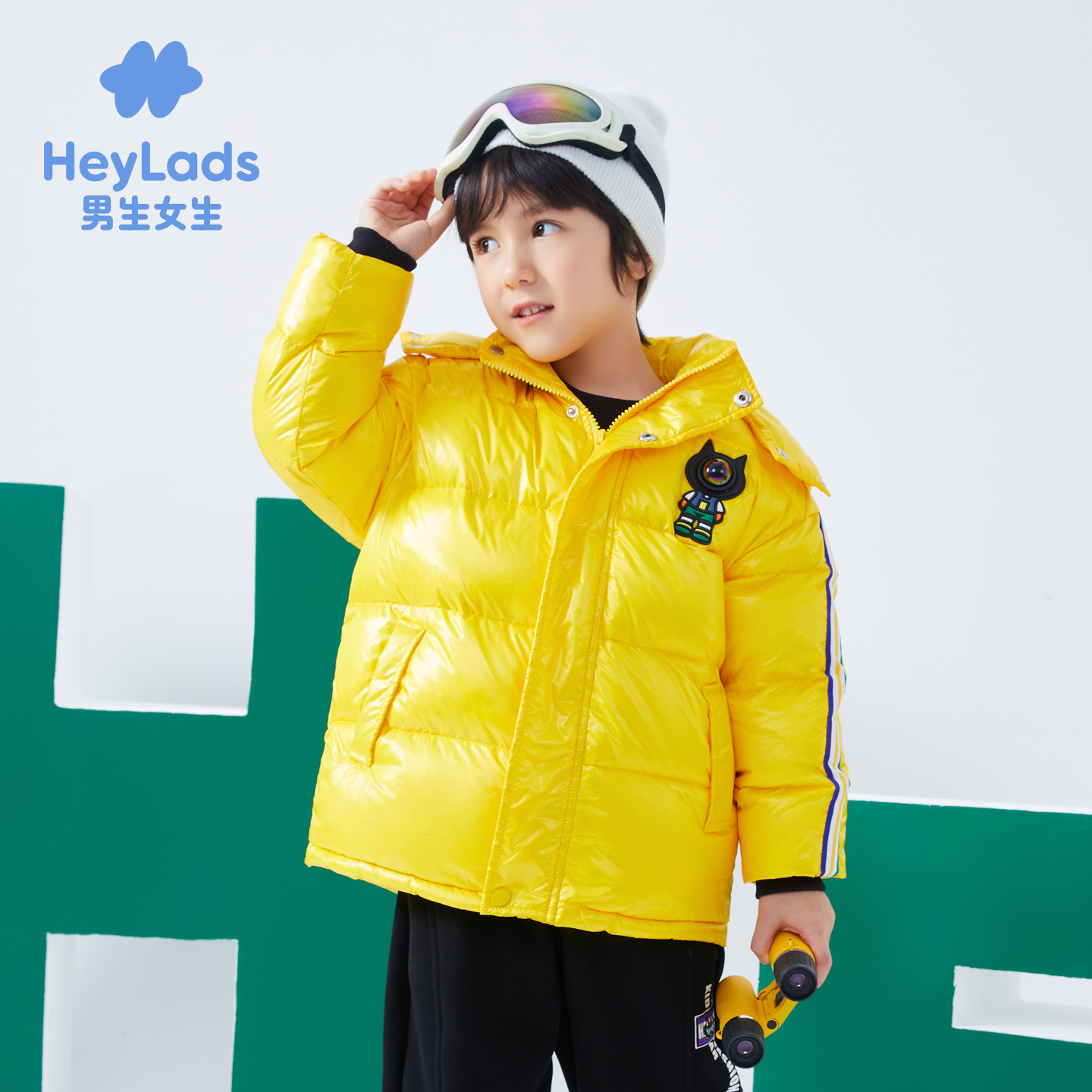 男生女生男小童亮面卡通图案羽绒服NCYAJ43184A