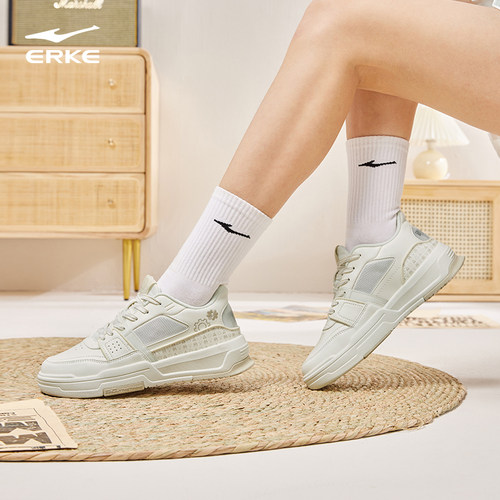 鸿星尔克电池熊猫女板鞋厚底增高休闲小白鞋