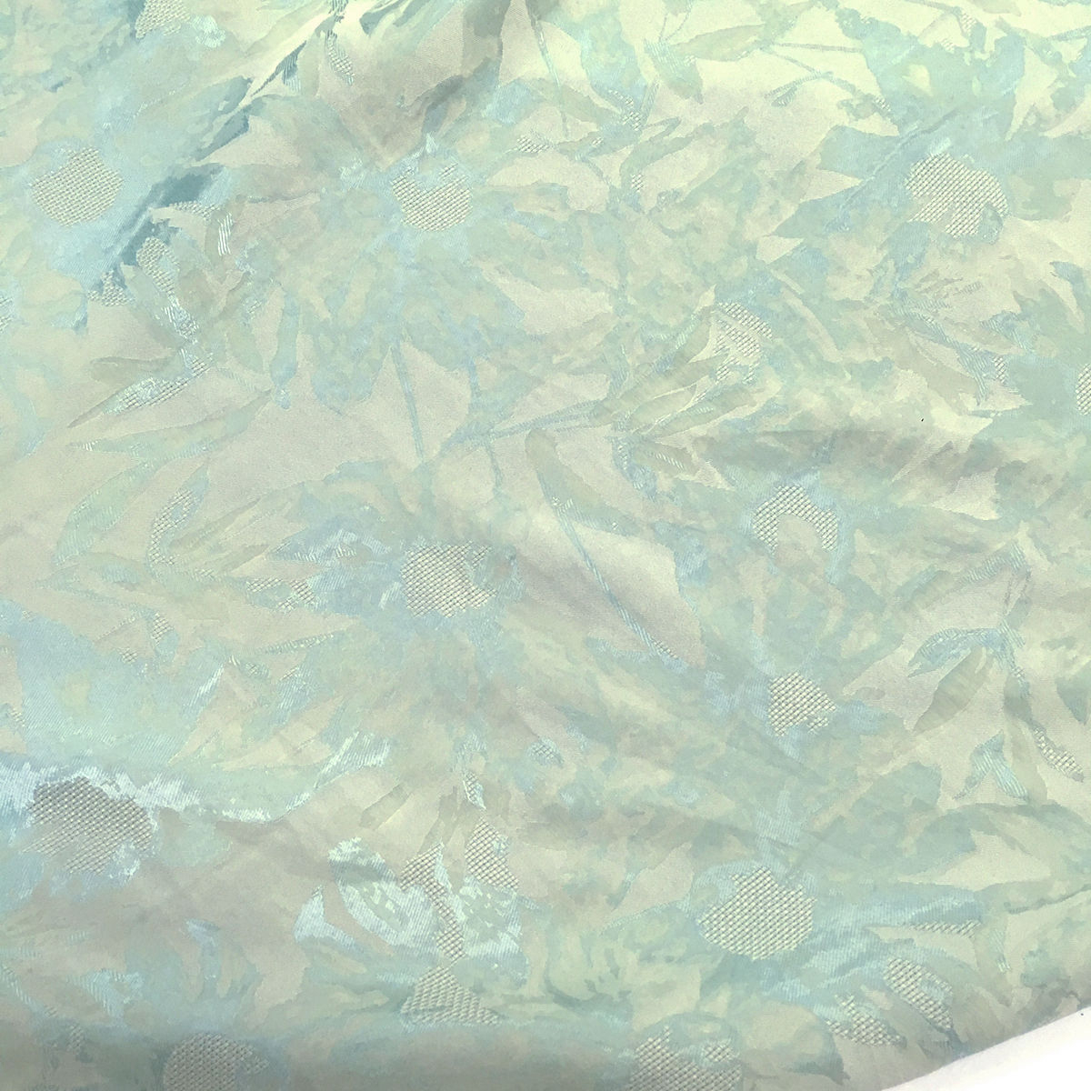 一米价 淡青色底植物花卉图案提花时装面料 春夏 连衣裙 服饰布料