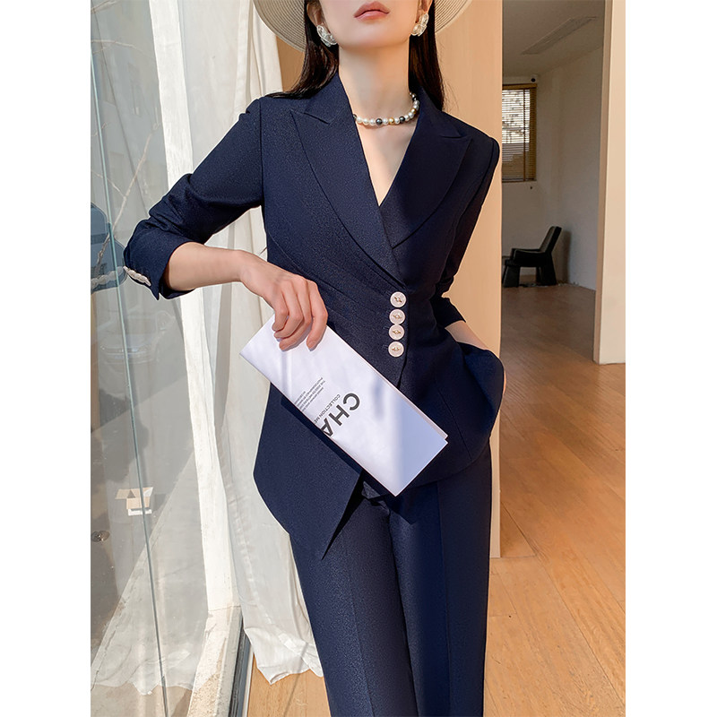 藏蓝色西装套装女秋冬季高级感小洋装休闲收腰修身2026年新款西服