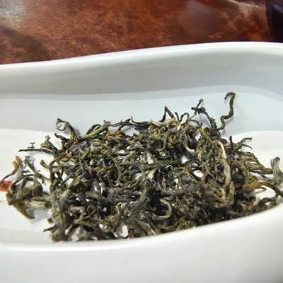 2025年新茶 雨前古树一芽一叶 都匀毛尖 手工茶 石莹阁 散装茶