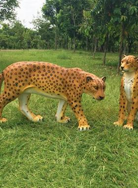 户外仿真豹子玻璃钢雕塑花园草坪景区雪豹动物园景观模型装饰摆件