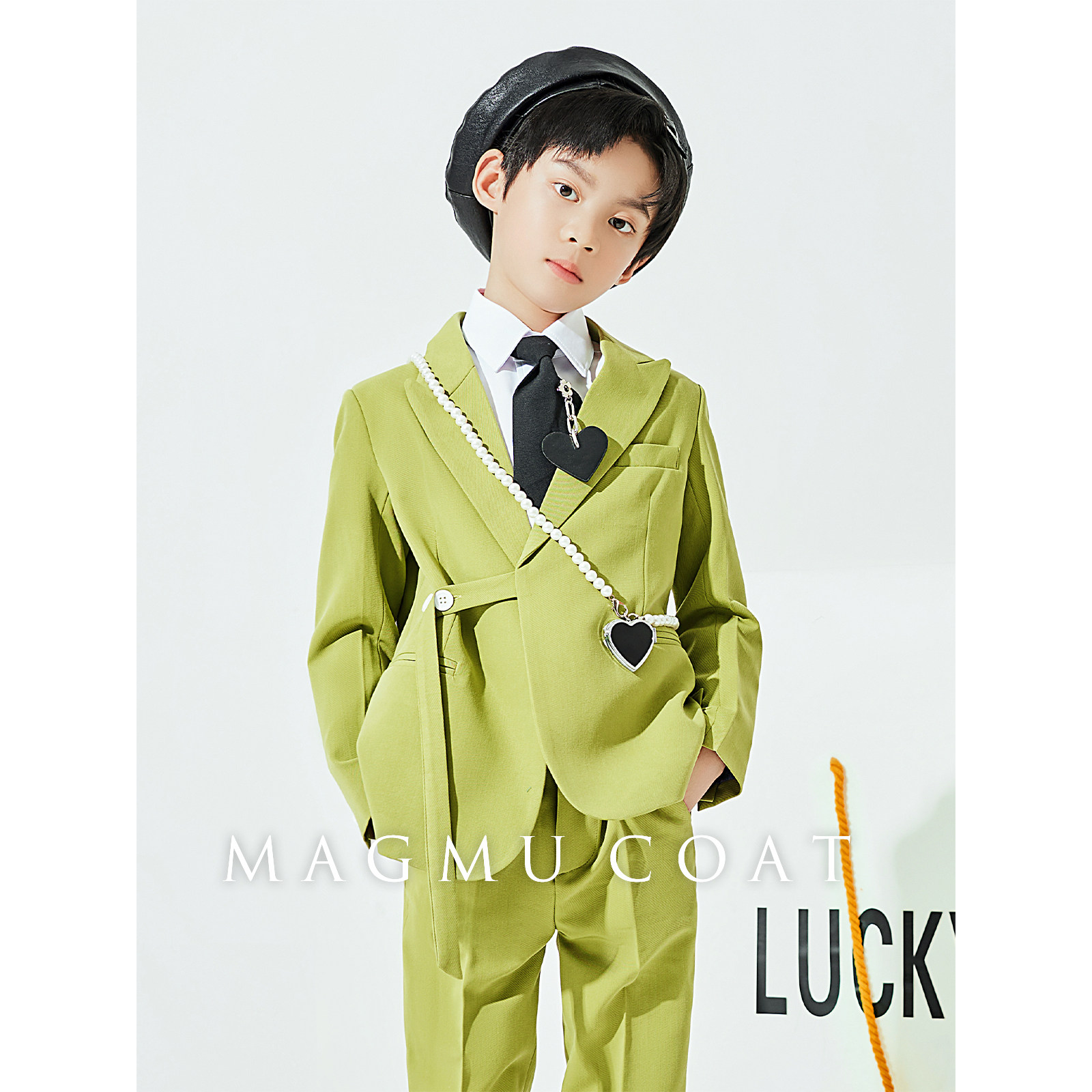 儿童西装套装男童礼服男孩生日帅气主持人绿色休闲西服走秀演出服