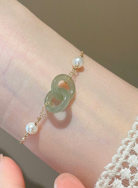 奥特莱斯撤柜捡漏18K金平安扣和田玉手链女珍珠手饰配饰