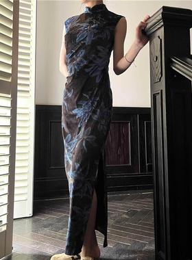 limp|原创自制蓝色印花弹力薄丝绒褶皱无袖高领旗袍连衣裙新中式