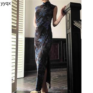 高领旗袍连衣裙新中式 limp 原创自制蓝色印花弹力薄丝绒褶皱无袖