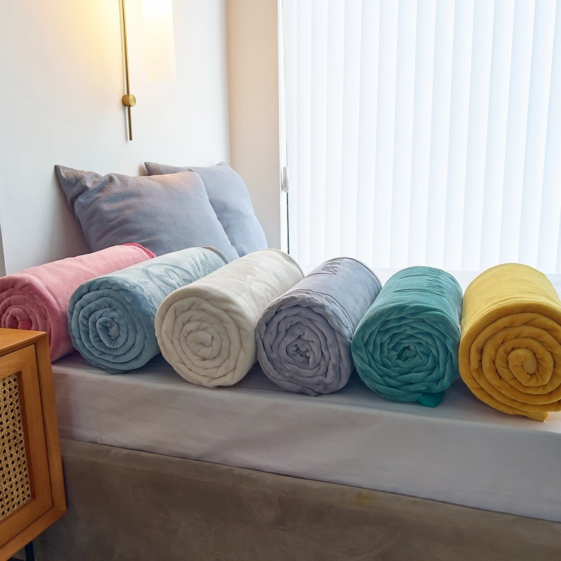 色卡通法兰绒夏季毛毯办公室毯子珊瑚绒午休毯礼品绒毯定制定制