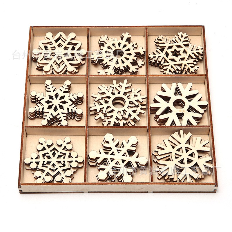 木质工艺品 创意圣诞小挂件室内装饰品家居挂件木制镂空雪花定制