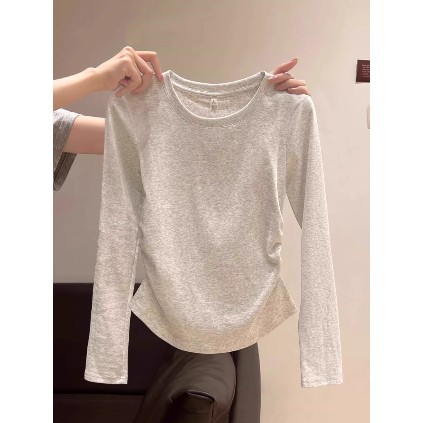 纯棉圆领长袖t恤女内搭打底上衣