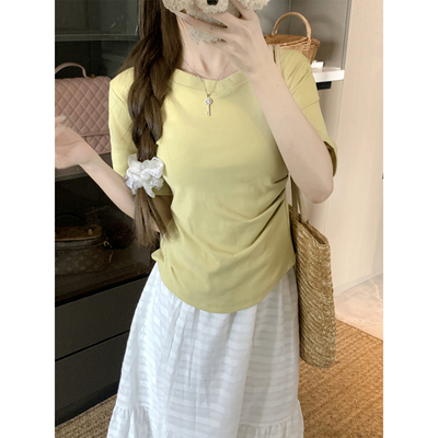 多巴胺黄色v领正肩褶皱短袖t恤女