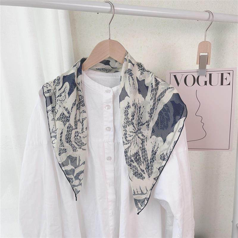 2023新款蓝玫瑰花真丝丝巾夏季西丽纱装饰复古百搭小方巾,服饰配件/皮带/帽子/围巾,围巾/丝巾/披肩,淘宝优惠券,粉丝福利购,淘宝优惠卷