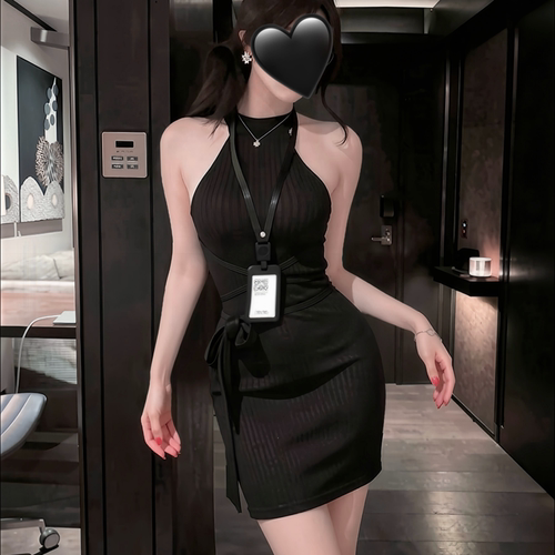 性感挂脖包臀裙辣妹cos秘书制服角色扮演露背制服纯开叉短裙qqny